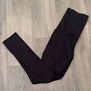 SLS Apparel Girls Black High-Waisted Leggings Size M